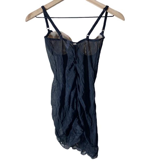 Victoria's Secret Women's Black Lace Sheer Lingerie Slip Chemise Size 34B - Picture 4 of 11